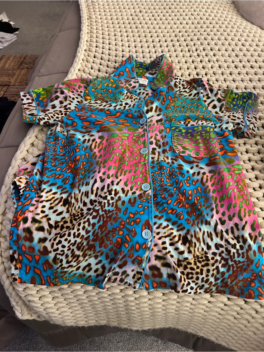 BEDHEAD X TRINA TURK SPRAY LEOPARD SHORT SLEEVE SHORTY STRETCH JERSEY PJ M - Picture 2 of 7